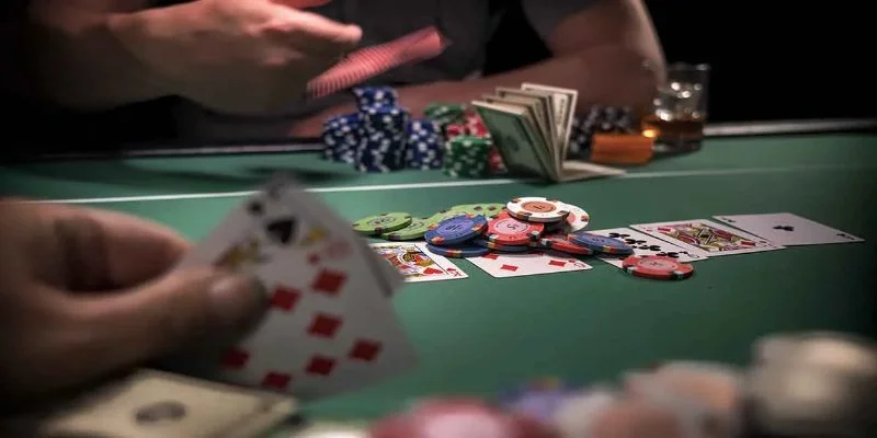 cach-choi-poker-789Win-vong-choi-quyet-dinh